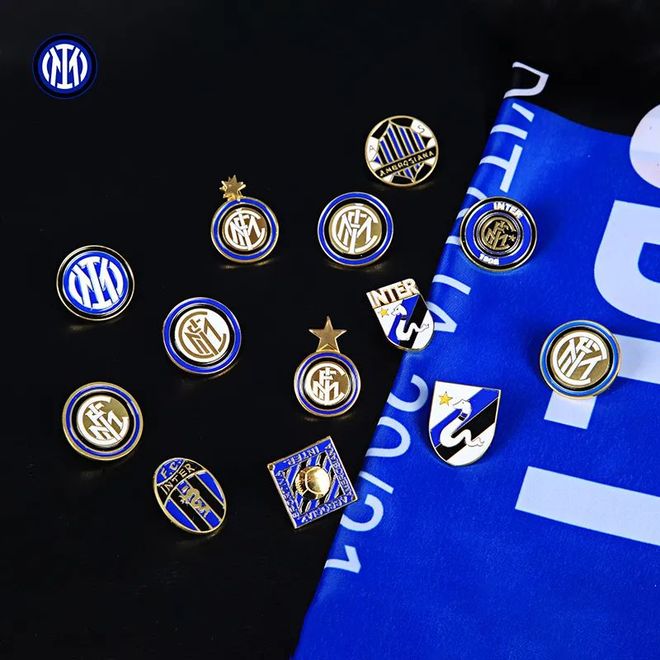 詹皇专属纪念徽章细节首次曝光：庆祝第23个赛季，詹姆斯激动称备感荣幸