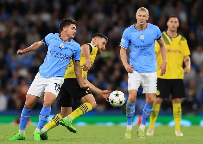 [中超]吴曦破门又造点 申花绝平英博