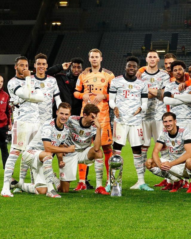 27分12助！31分9板10助！东皇组合刷爆NBA纪录，湖人不满富保罗